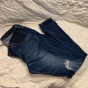 Maternity skinny jeans